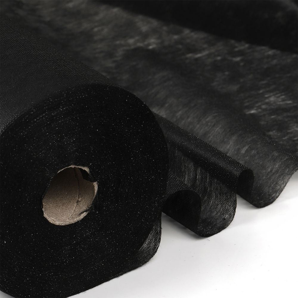 Флизелин клеевой точечный 30 г/м², цв.черый, шир.90см, 100м