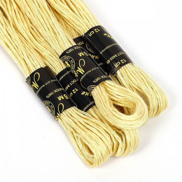 Мулине ПНК им.Кирова цв.9294 желто-зеленый, 24 мотка по 8 метров