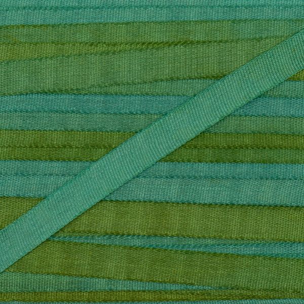 Лента (тесьма) шелковая 4.0 мм / 45.5±0.5 метров, M109 ментол/зеленый, Gamma SRM-4