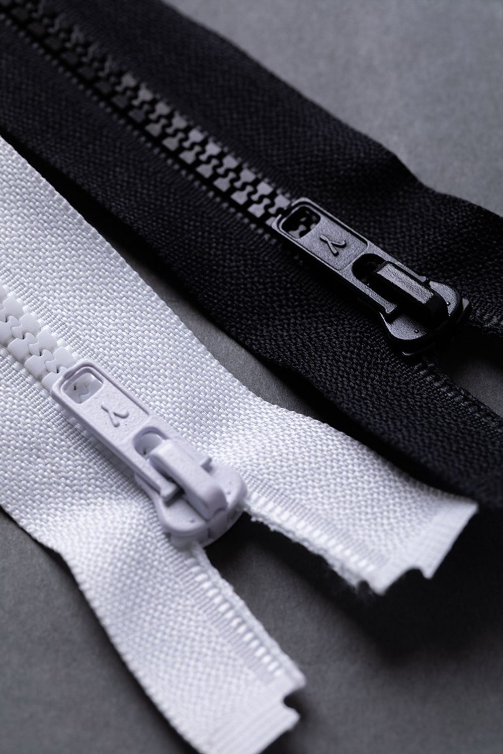 Молния трактор Т4 (4 мм) 1 зам., разъем., 40 см, 000 под алюминий, черный, G304 Gamma, 10 шт