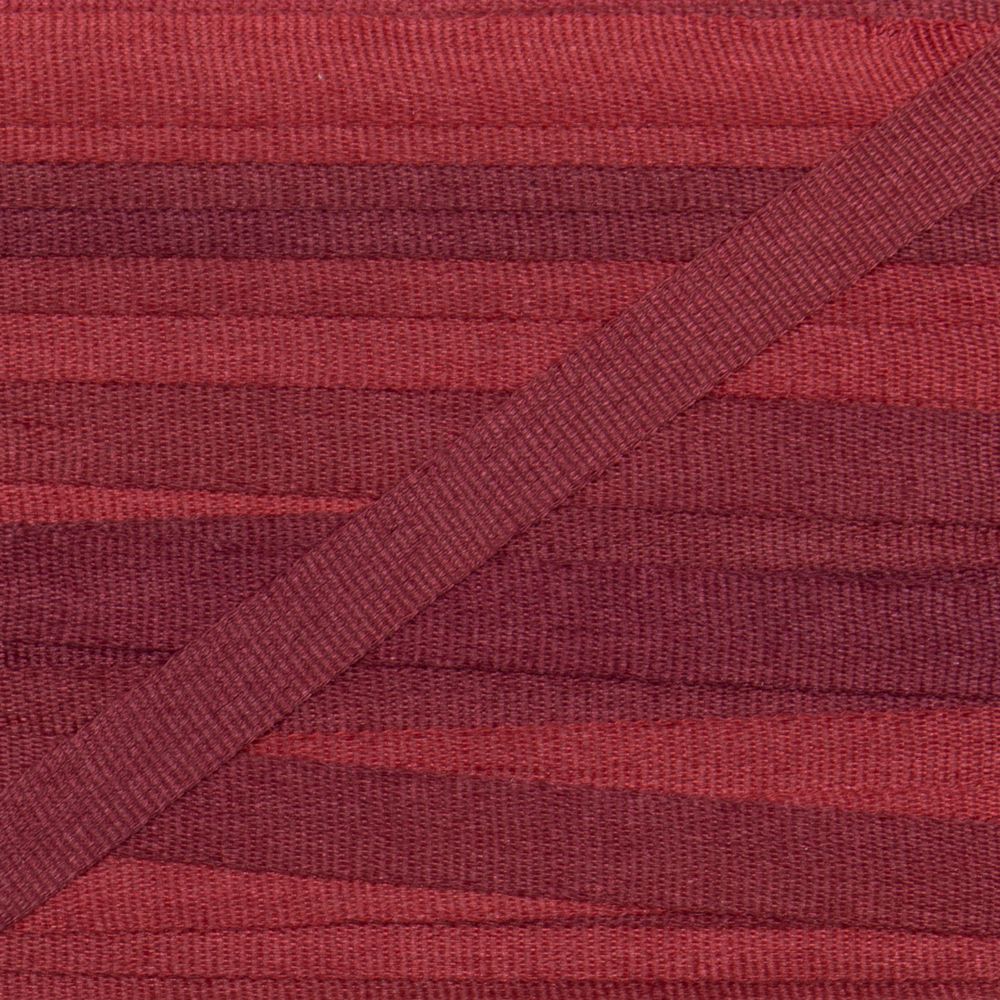 Лента (тесьма) шелковая 4.0 мм / 9.1±0.5 метров, M121 т.красный/бордовый, Gamma SRM-4