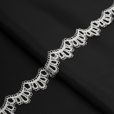 Кружево гипюр (плетёное) 30 мм / 13.7 метров, белый, 3AR1414