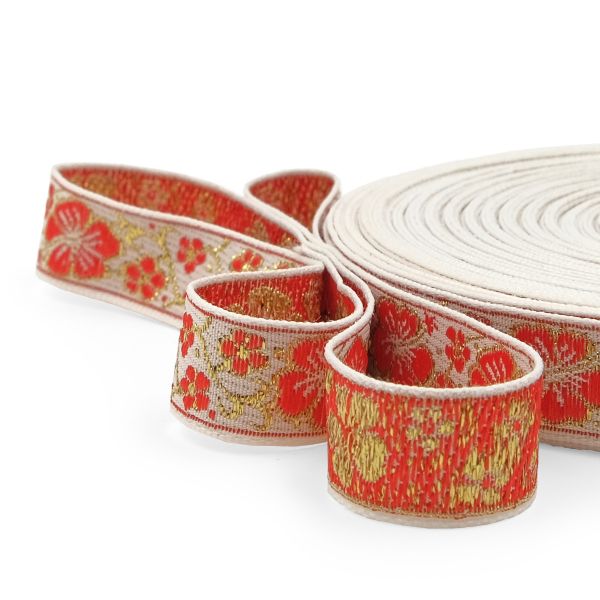 Лента (тесьма) жаккардовая 18.0 мм / 25±1 метров, с метанитом рис. 9579 Яблоневый цвет (9 белый/красный/золото) С1856Г17