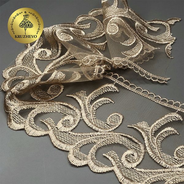 Кружево на сетке широкое 120 мм, диз. 231, цв.N6115 золотисто-бежевый уп. 13.71 м, Kruzhevo