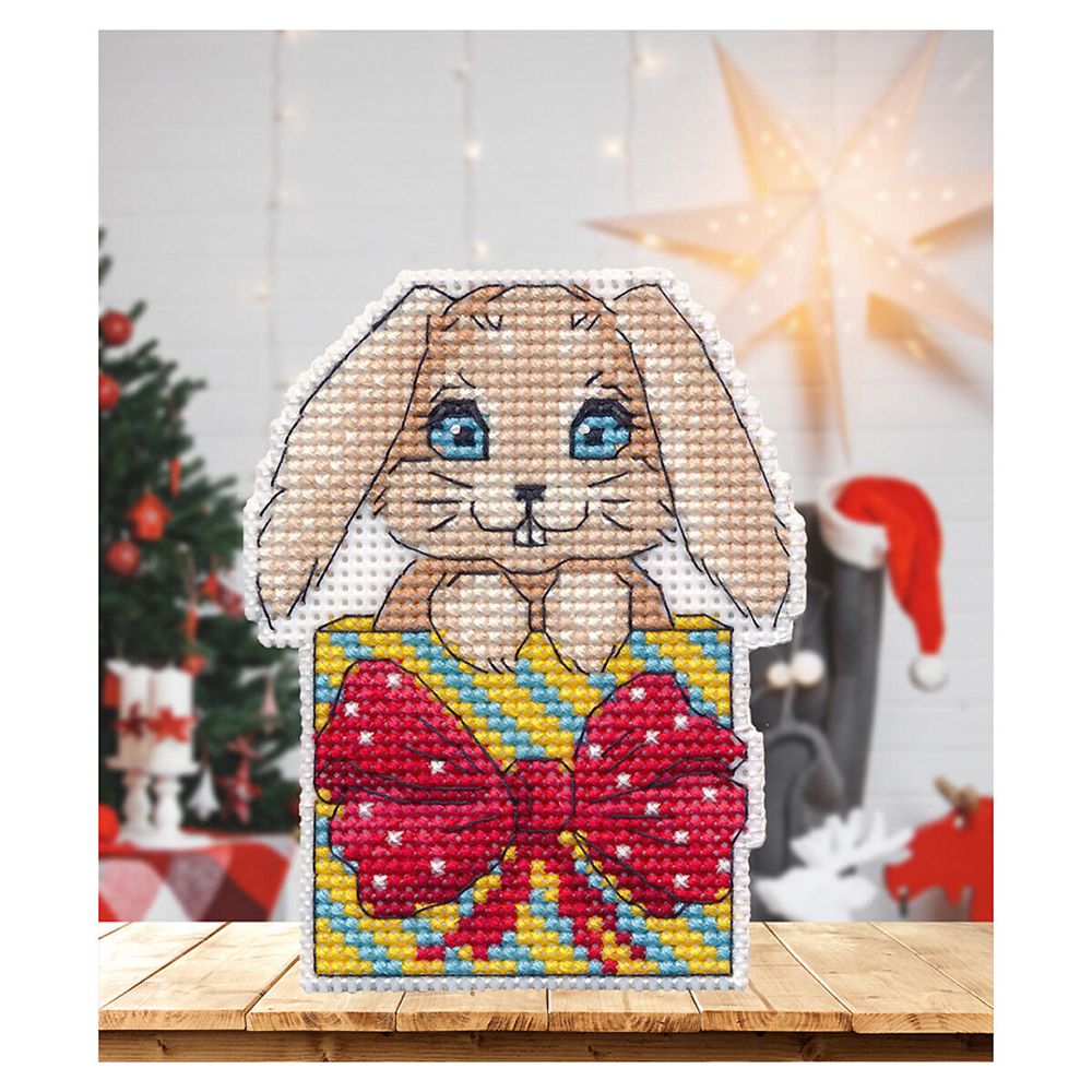 Набор для вышивания нитками Овен, магнит на пластиковой канве Пушистый подарок 6.7х8.7 см