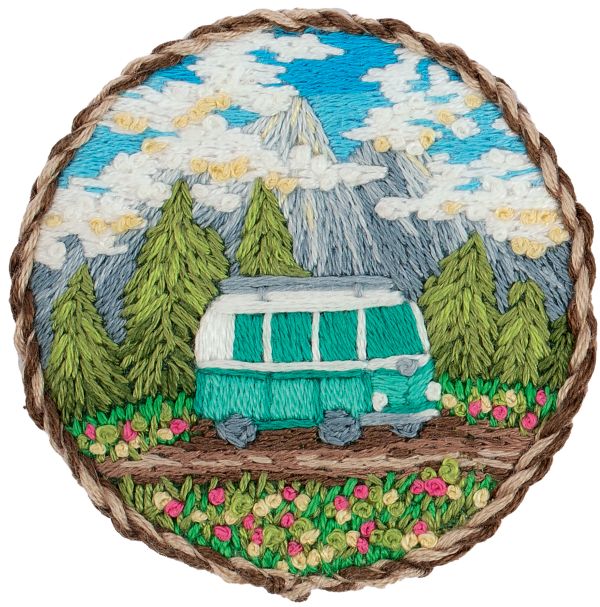 Набор для вышивания нитками Panna, Живая картина. Брошь. Путешествие на колесах, 5.5x5.5 см