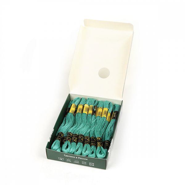 Мулине ПНК им.Кирова цв.9270 зеленый, 24 мотка по 8 метров