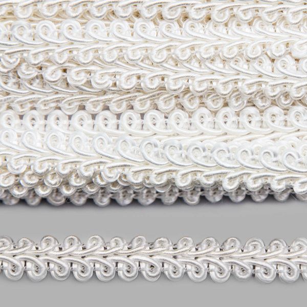 Тесьма отделочная 10 мм / 25 метров