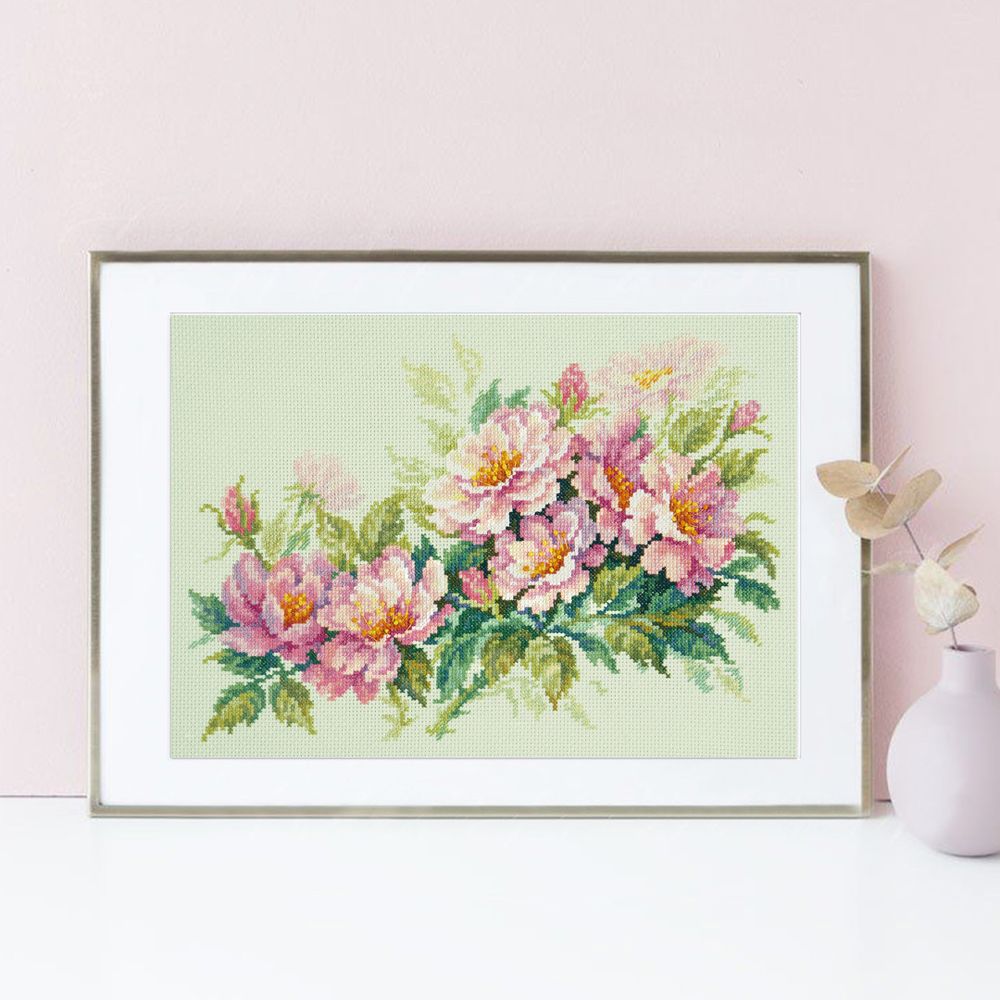 Набор для вышивания нитками Чудесная игла, Розовый шиповник, 30х20 см