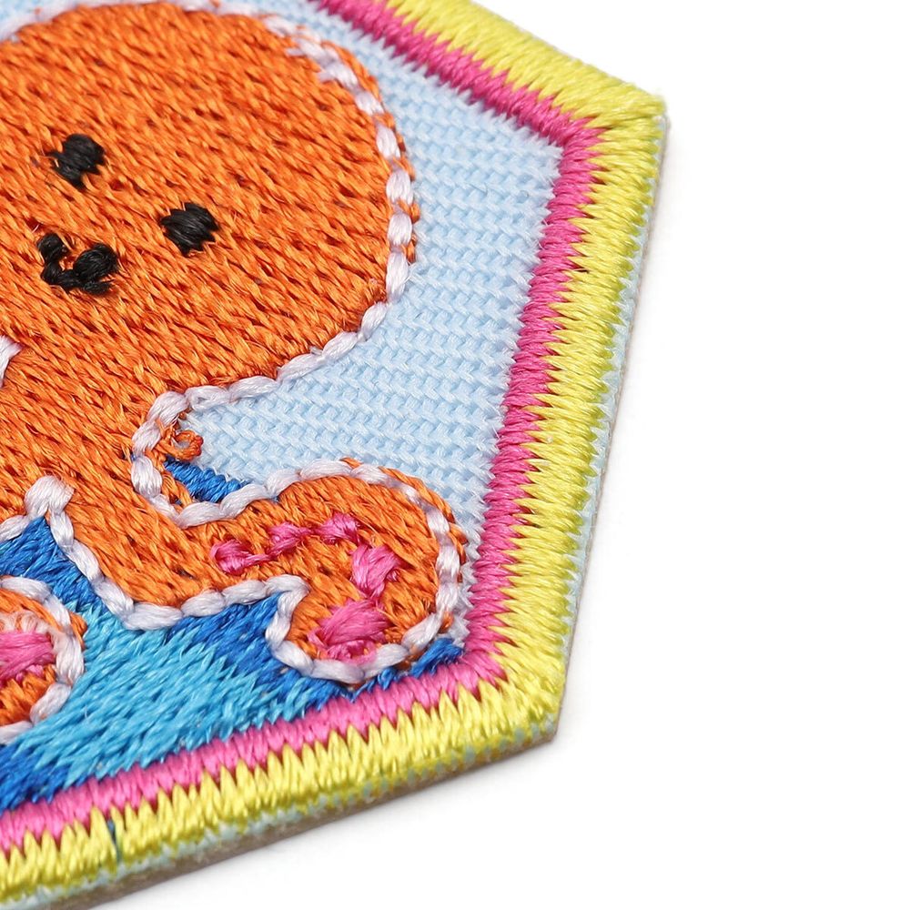 Термоаппликация Эмблема осьминог, 3.8х4.5cm, Hobby&Pro