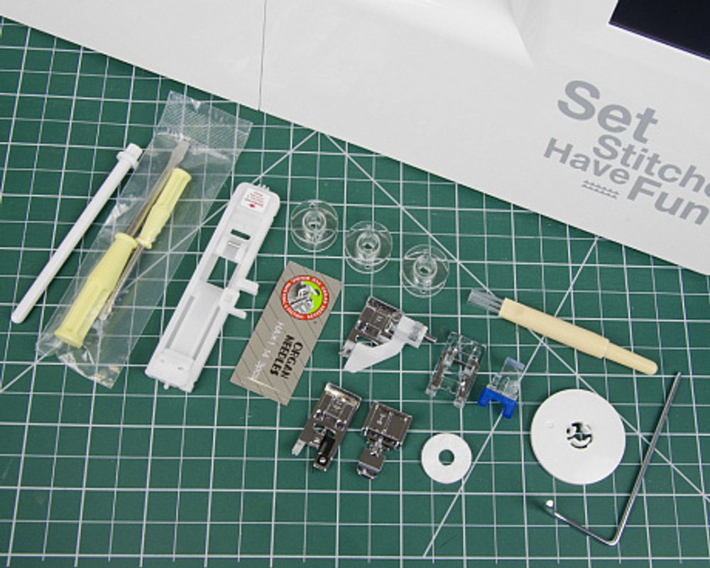 Швейная машина Aurora Style 700