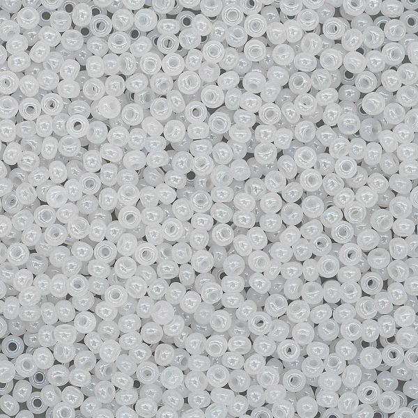 Бисер Preciosa 10/0 (2.3 мм), 100 г (5х20 г), непрозрачный с покрытием, цв. 57102