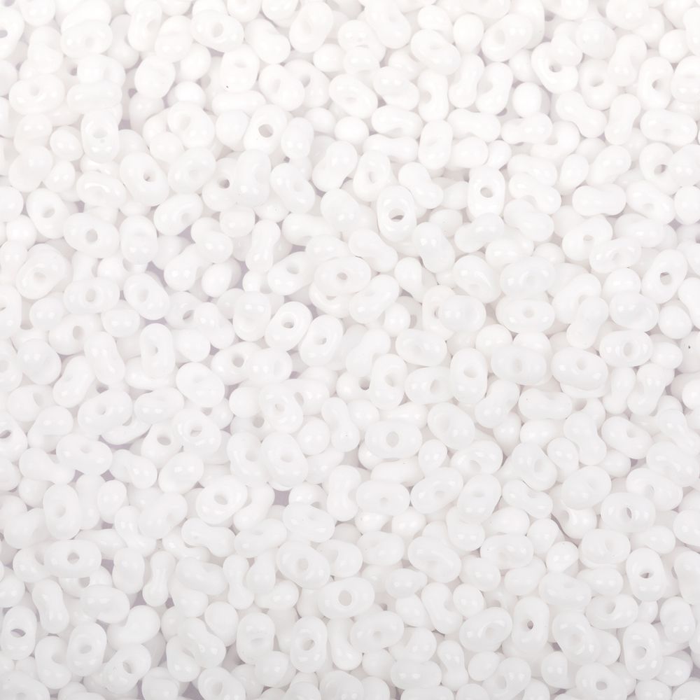 Бисер Preciosa Farfalle 2х4 мм, 50 г, 03050 белый, 321-90001