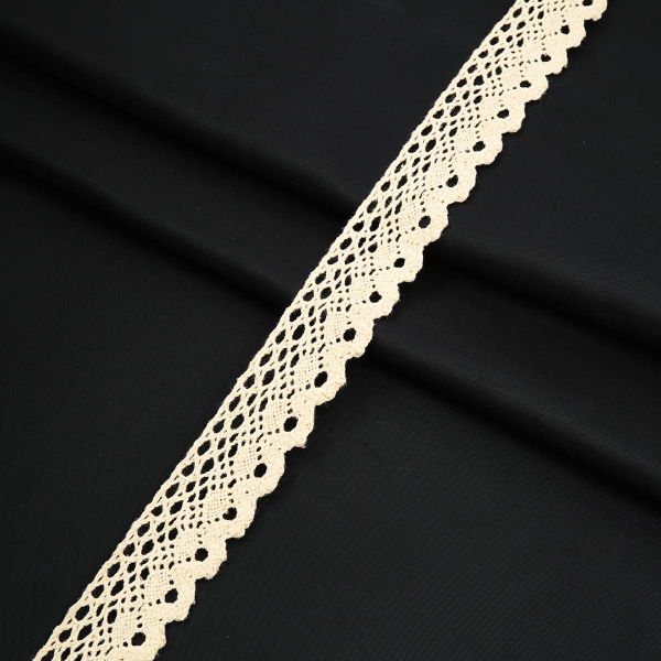 Кружево вязаное (тесьма) 25 мм / 13.72 метра, лён, молочный, J-51