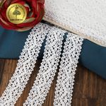 Кружево вязаное (тесьма) 25 мм, диз. 297, цв.02 белый, уп. 25 м, Kruzhevo