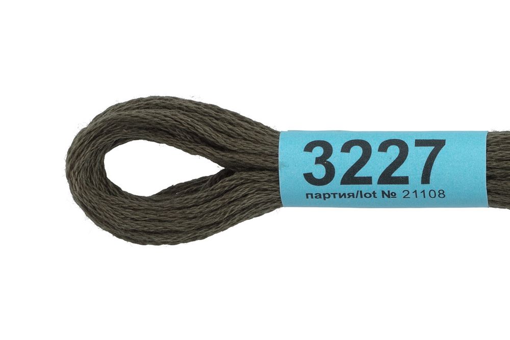 Мулине Gamma 100% хлопок, цв.3227 т.серый, 24 мотка по 8 метров