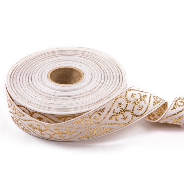 Лента (тесьма) жаккардовая 32.0 мм / 25±1 метров, рис.9793, белый/золото, Gamma С3104Г17 рис.9793