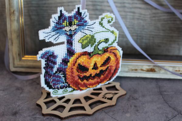 Набор для вышивания нитками МП Студия (Жар-птица), Черный кот 11х9 см