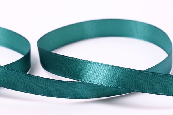 Лента атласная 1-сторонняя 12.0 мм / 33±2 метра, 106 т.зеленый, Gamma