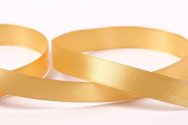 Лента атласная 1-сторонняя 12.0 мм / 33±2 метра, 119 бежево-желтый, Gamma