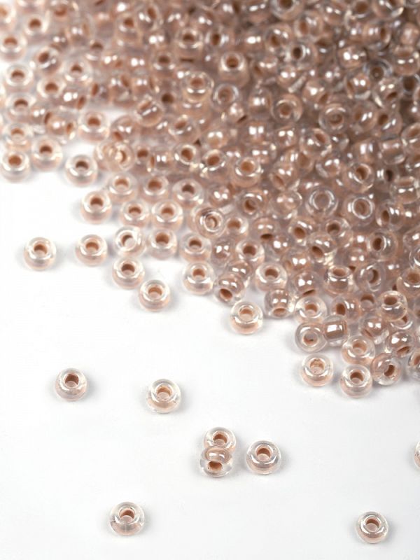 Бисер Preciosa 10/0 (2.3 мм), 50 г, CTC цв. 38617/331-19001