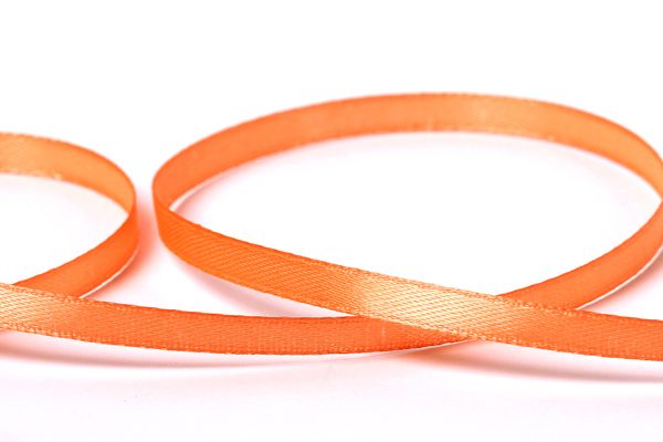 Лента атласная 1-сторонняя 6.0 мм / 33±2 метра, 155 св-оранжевый, Gamma