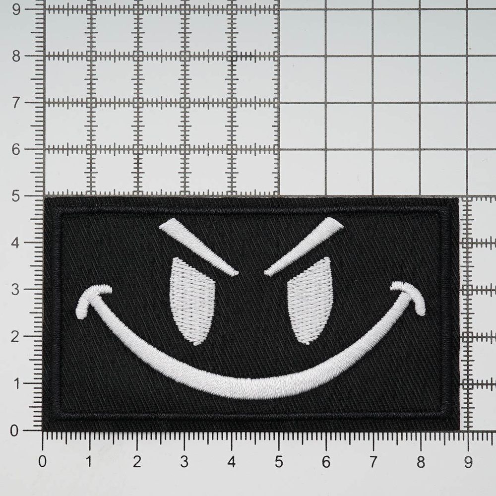 Термоаппликация Прямоугольник с улыбкой 90х50мм (W.Black (бело-черный)), 2 шт, LA563