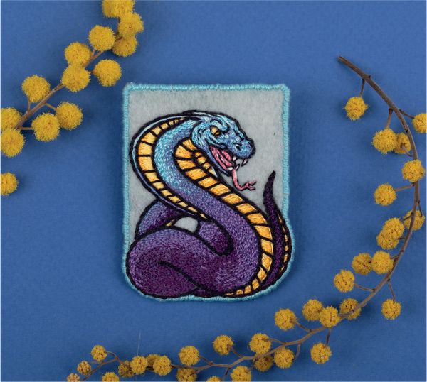 Набор для вышивания нитками Panna Живая картина JK-2329, Брошь. Змея, 4.5х6 см
