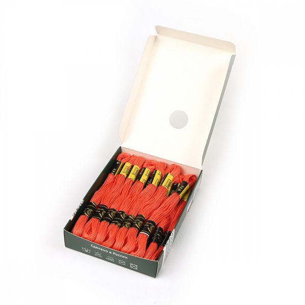 Мулине ПНК им.Кирова цв.0806 т.коралловый, 24 мотка по 8 метров