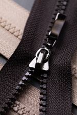 Молния трактор Т5 (5 мм) 1 зам., разъем., 75 см, реверсивный, 002 черный, G3051 Gamma, 10 шт