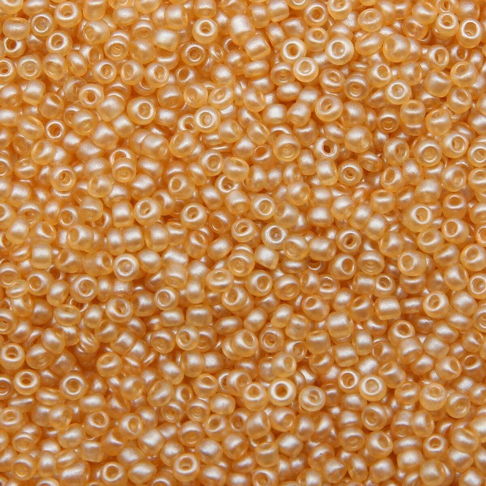 Бисер Astra&Craft 11/0 (2.1 мм), 500 г, цв. M902 св. золотой/прозрачный, матовый