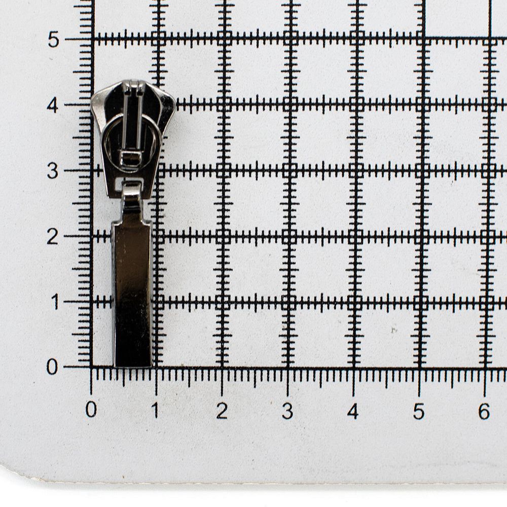 Слайдер (замок) для молнии трактор Arta Т6 (6 мм), черн. никель -F, уп.10 шт, S090324