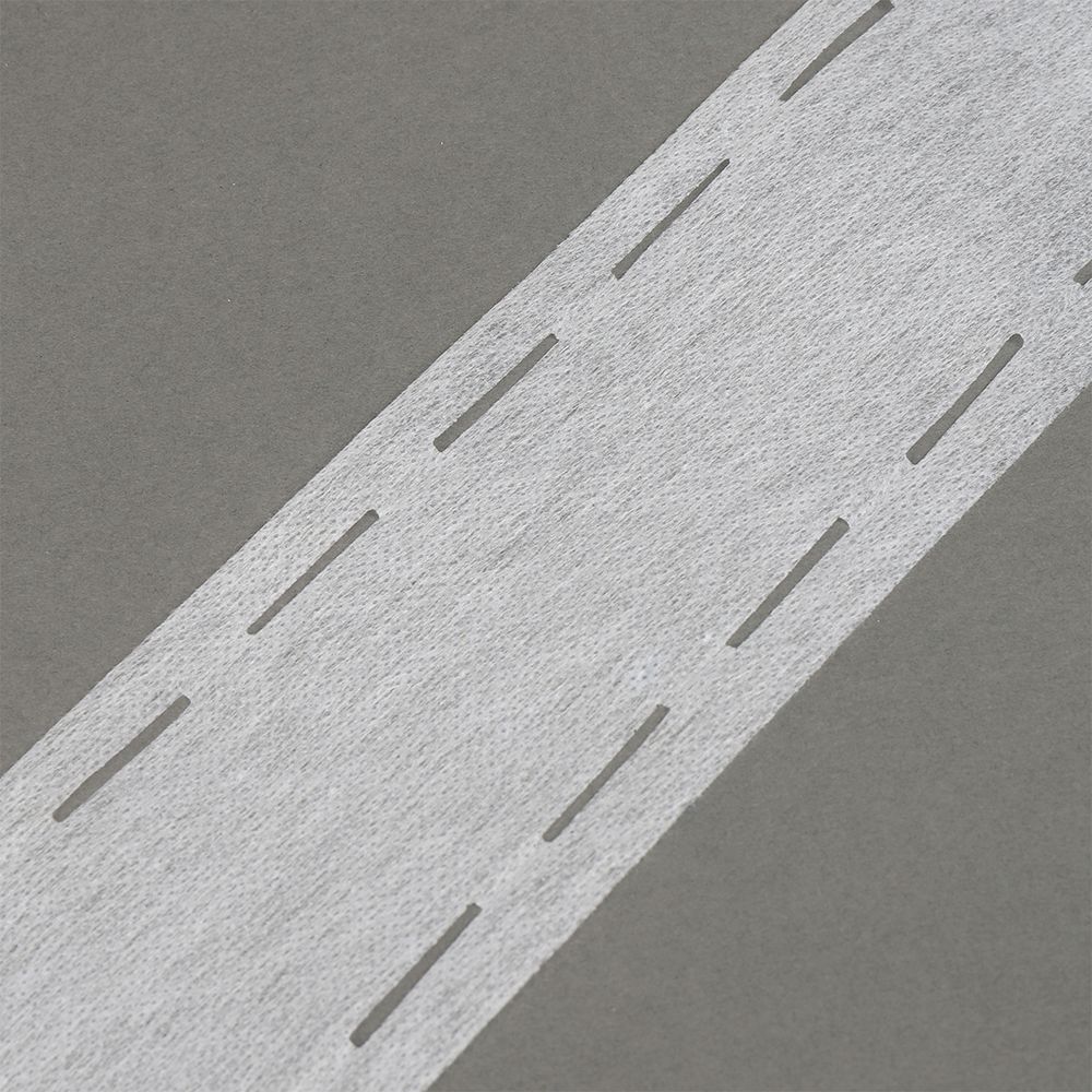 Лента корсажная клеевая перфорированная 60.0 мм / 100 метров, 40 г/м², 10-40-10, белый 6760W