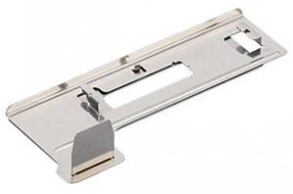 Пластина компенсирующая для выметки петли, 031 247 71 00, Bernina, 1 шт