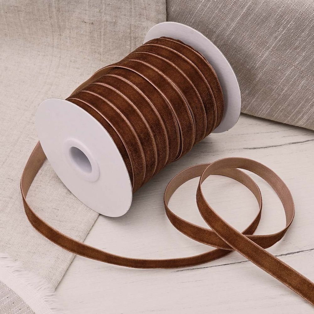 Лента бархатная (тесьма) 09.0 мм / 32.9±2 метров, 0081-1006, 208 коричневый