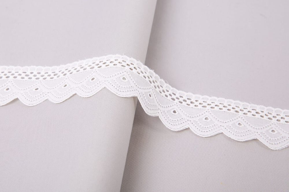 Кружево шитьё 42 мм / 10 м, кремовый, Gamma GYEM-4202