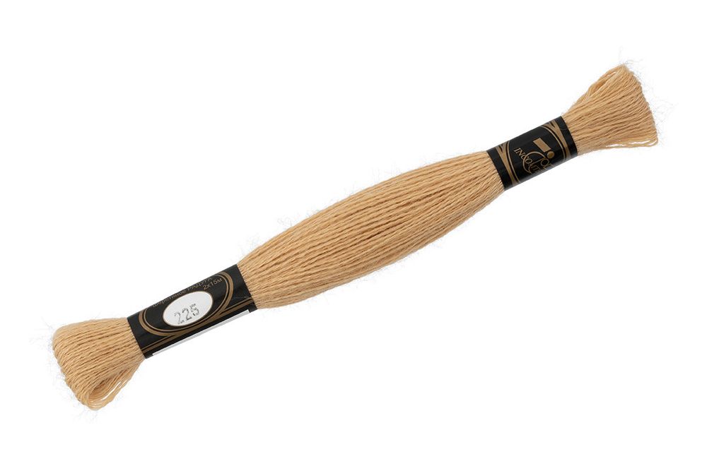 Мулине Радуга, цв.225 св. бежевый, Россия, 8 мотков по 15 метров