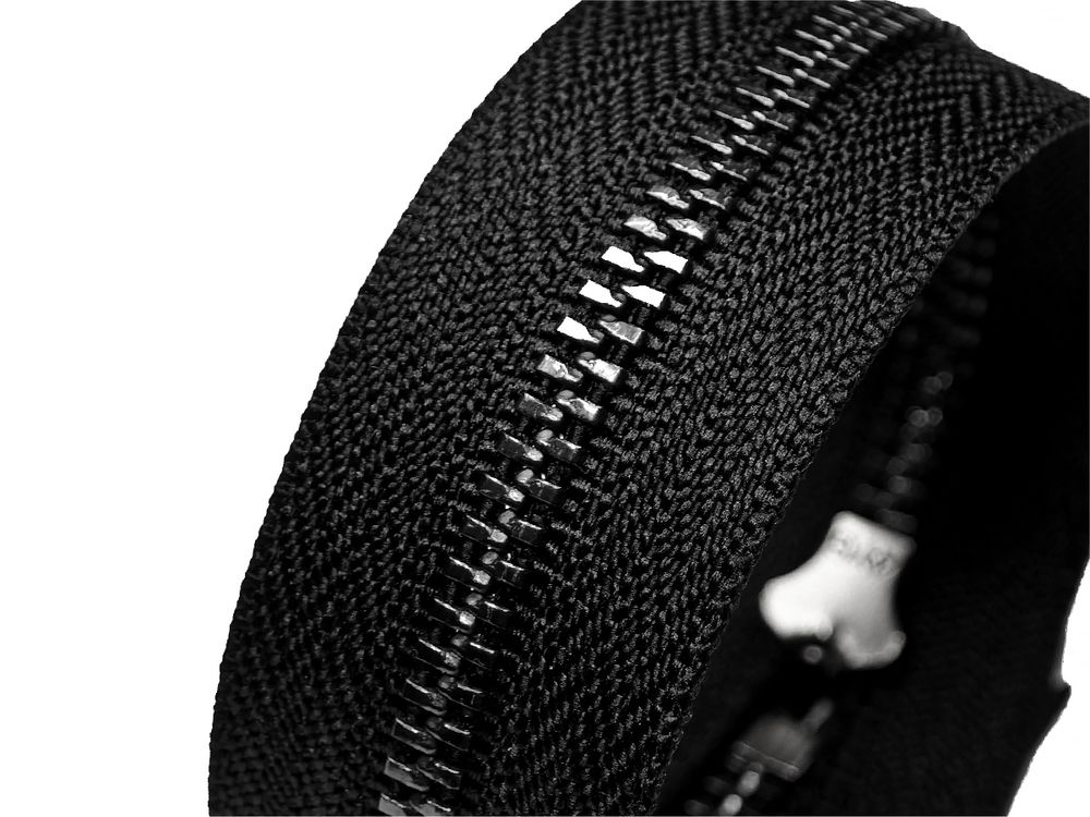 Молния металл (цв.SBS) джинсовая Т4 (4 мм) 1 зам., н/раз., 18 см, S-580 черный (звено: т.никель), уп.100 шт