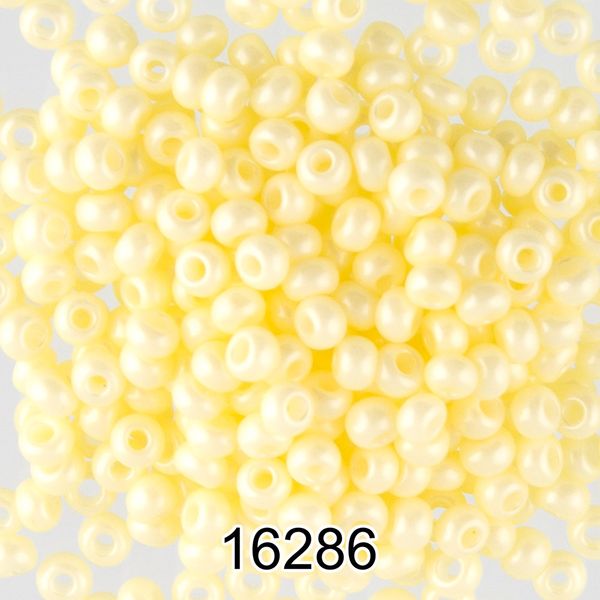 Бисер Preciosa круглый 10/0, 2.3 мм, 500 г, 16286 (Ф303) св.желтый