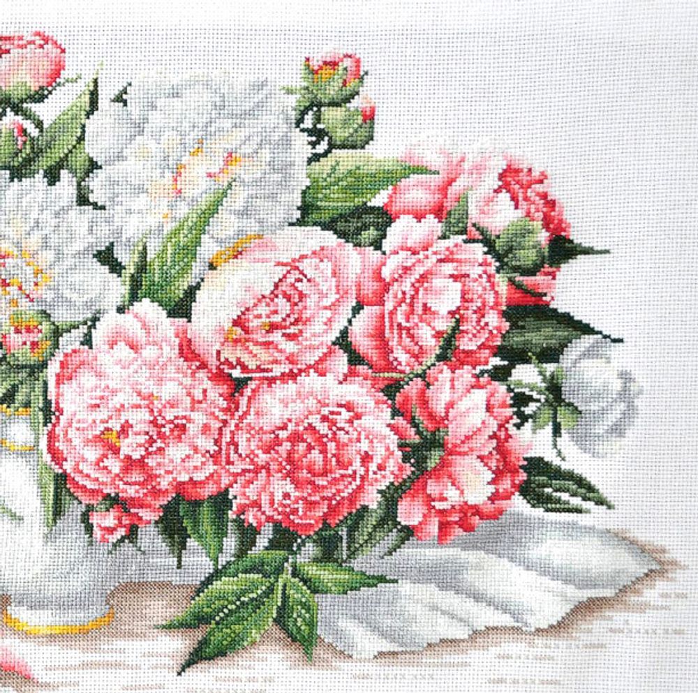 Набор для вышивания нитками Сделай своими руками, Букет пионов, 25.5х50 см