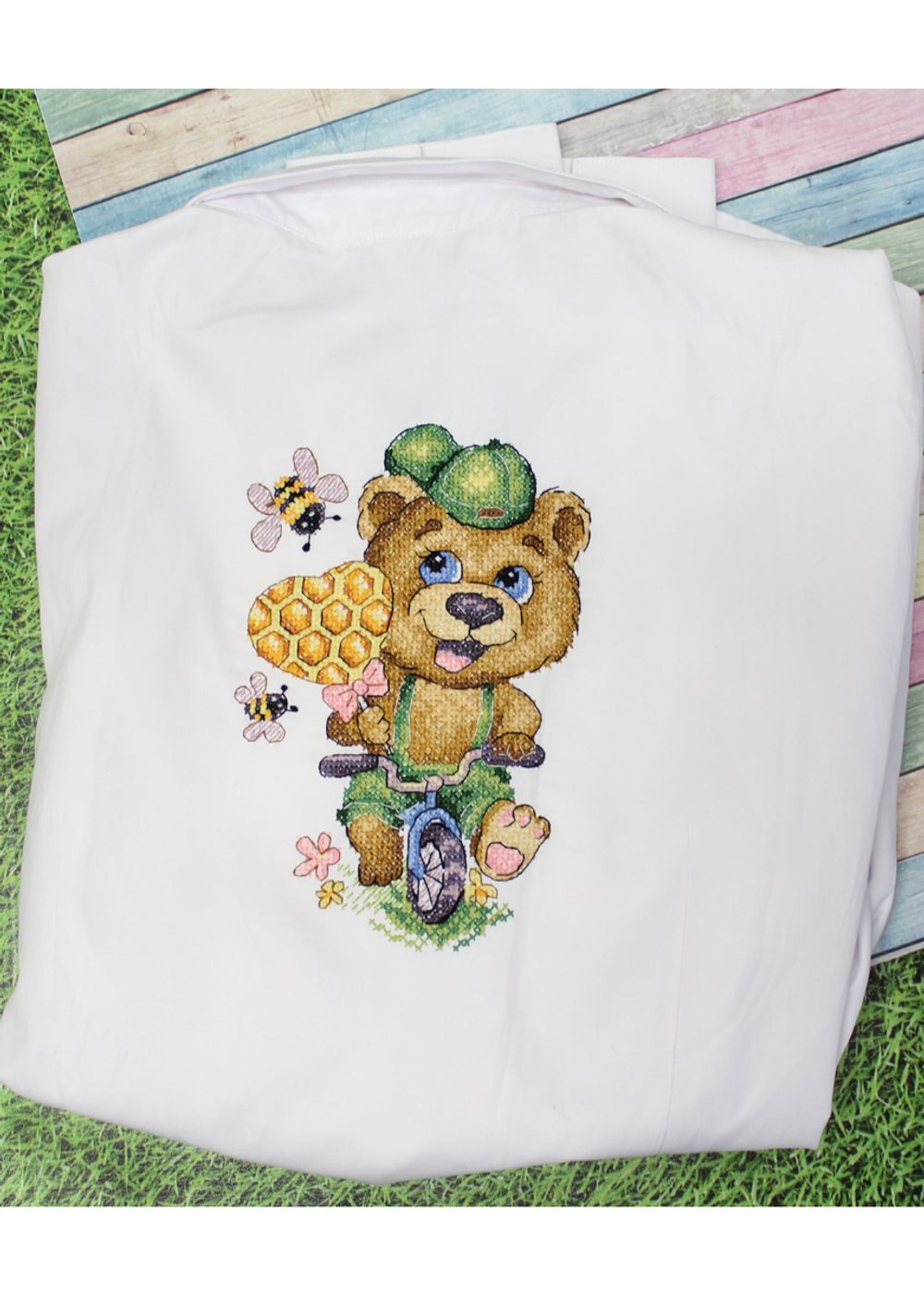 Набор для вышивания нитками МП Студия (Жар-птица), вышивка на одежде Озорной мишка, 18х12 см