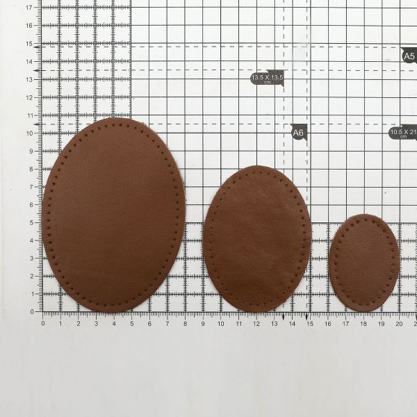 Набор заплаток пришивных из кожи, овал 4х5,5см, 6х8,2см, 8х10,9см, с перфорацией, 3 шт (02 светло-коричневый), 9404