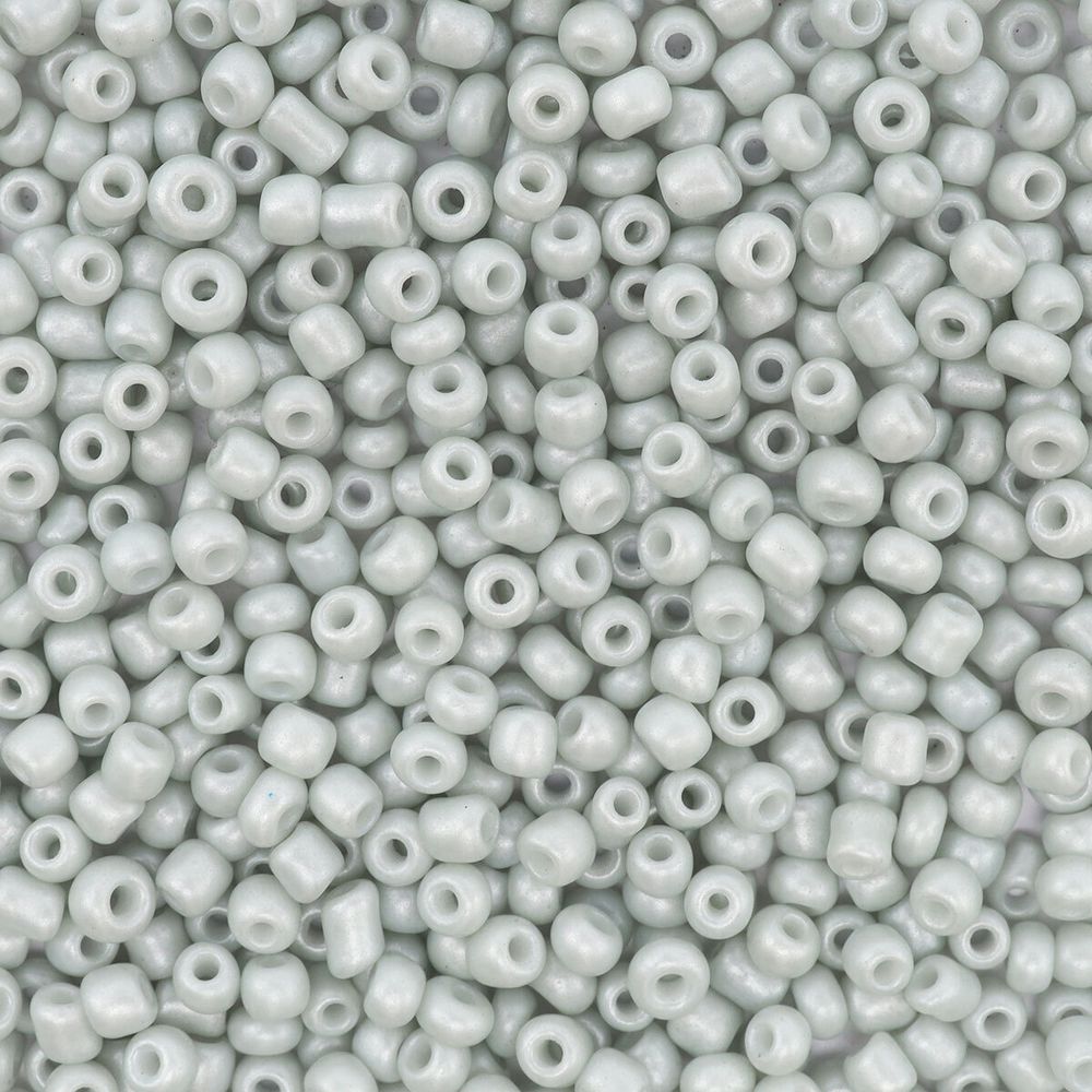 Бисер Astra&amp;Craft 11/0 (2.1 мм), 200 г (10х20 г), цв. 975 светло серо-зеленый перламутровый