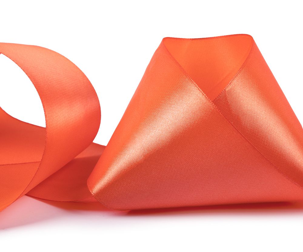 Лента атласная 1-сторонняя 75.0 мм / 33±2 метра, 155 св-оранжевый, Gamma