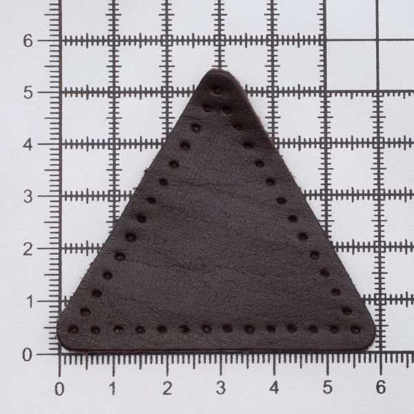 Заплатки пришивные из кожи, треугольник равносторонний 6см с перфорацией, 2 шт, 100% кожа, 03 темно-коричневый, 9116