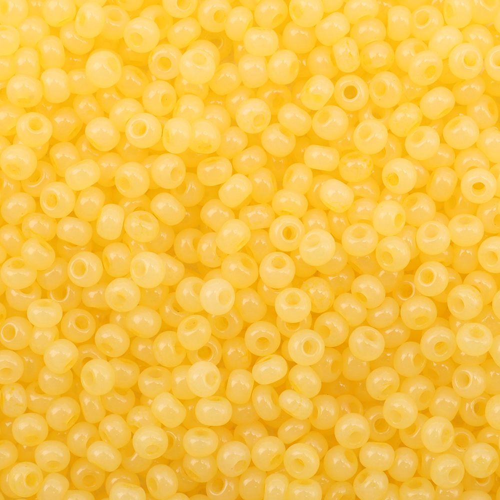 Бисер Preciosa 10/0 (2.3 мм), 500 г, алебастр окрашенный, круг.отв., (02181) 331-19001/10/0