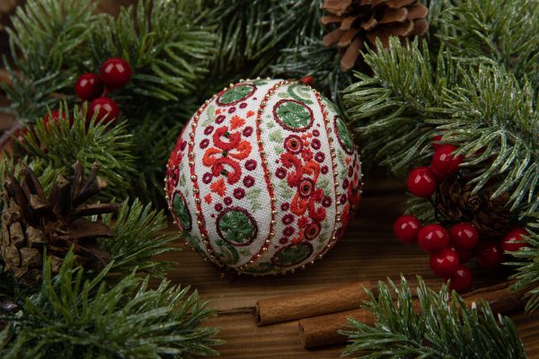 Набор для вышивания нитками Panna, новогодняя игрушка Рождественские узоры, 8.5х8.5 см