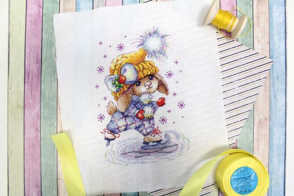 Набор для вышивания нитками МП Студия (Жар-птица), Модная фигуристка 21х14 см