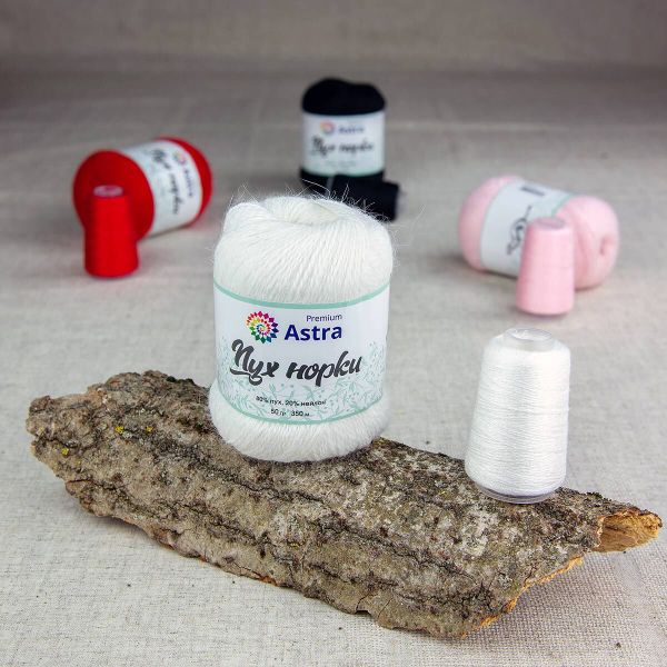 Пряжа Astra Premium (Астра Премиум) Пух норки / уп.1 мот. по 50 г, 290 м, 01 белый