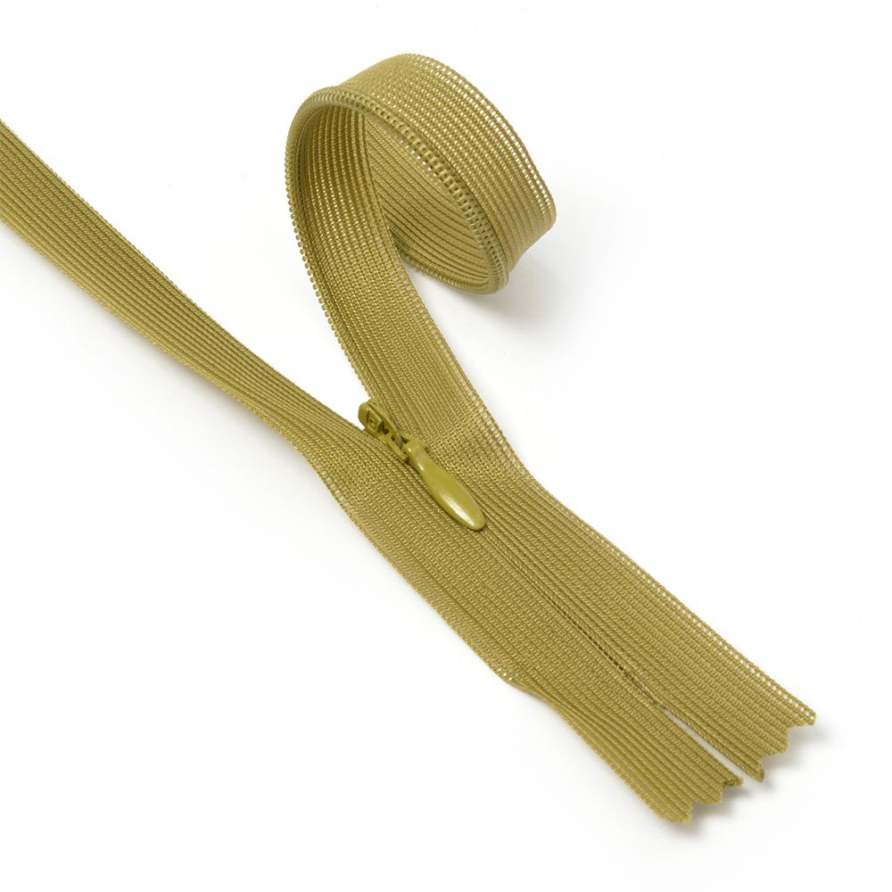 Молния потайная (скрытая) Т3 (3 мм) 1 зам., н/раз., 20 см, цв.F264 болотный уп.50 шт Молния потайная (скрытая) Т3 (3 мм) 1 зам., н/раз., 20 см, цв.F264 болотный уп.50 шт